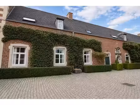 maison à louer à rue de thy 8 genappe (vbe64481)