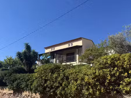à louer carqueiranne duplex t3 meublé résidence les tu