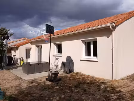 maison st christophe du bois 3 pièce(s) 87 m2