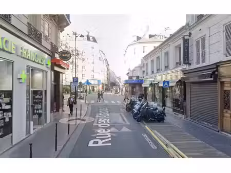 location commerce paris 75017 203m²