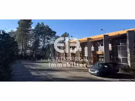 location entrepôt valbonne 06560 1667m²