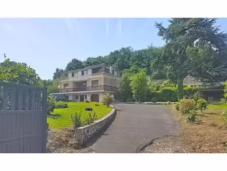 exclusivite - la riviere saint sauveur - spacieuse maison à rafraîchir