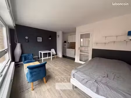 studio 1 pièce 30 m²