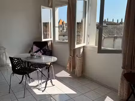 à louer studio