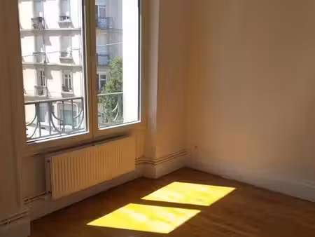 beau 2p 60m² rénové  très lumineux avec jardin
