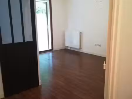 beau 2p 37m² en face du fief de grimoire