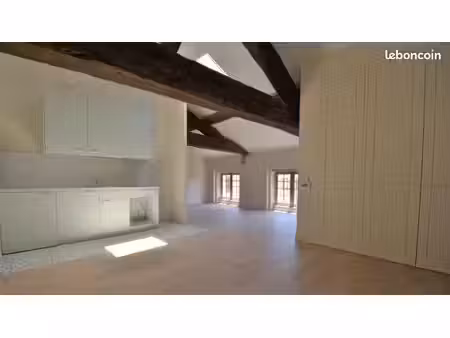 appartement 3 pièces 76 m²