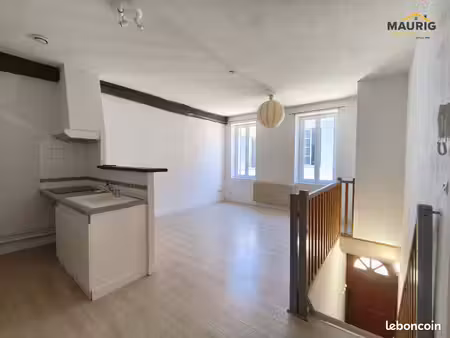 appartement 3 pièces 53 m²