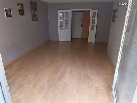 loue appartement 4 pièces rez de jardin