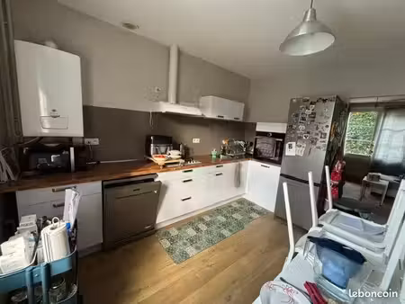 agen  quartier calme et résidentiel  maison en pierre individuelle avec jardin et garage