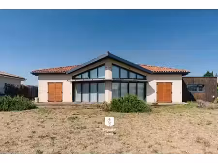 maison d'architecte écologique et très économe en énergie