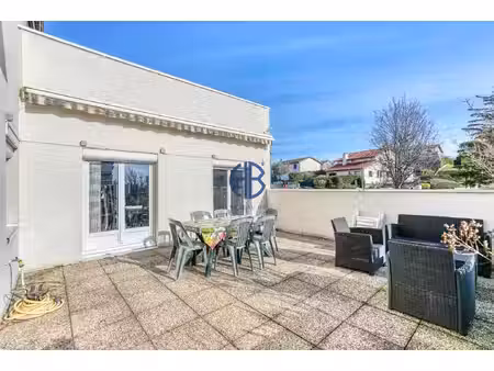appartement chassieu 4 pièce(s) 93 m2