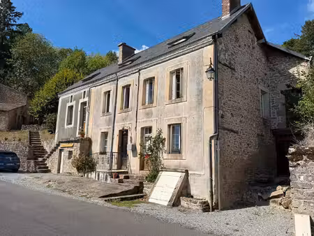haute vienne - belle maison familiale avec chambres d'hôtes établies et vues spectaculaire