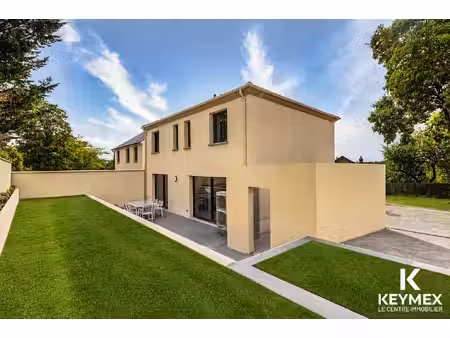 maison mériel 6 pièce(s) 125 m2
