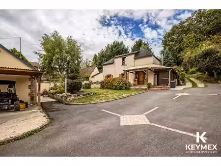 maison 120m² - 3 chambres - confort de plain pied - 3838 m² de parcelle - dépendance