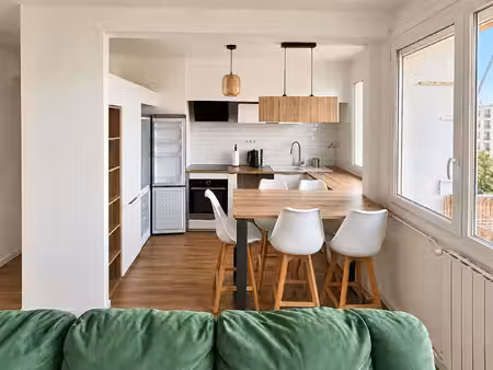 appartement t3 meublé 55 m² avec terrasse  parking et cave - castelnau-le-lez