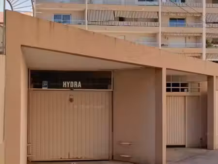 location garage 12 m² à hyères (83400)