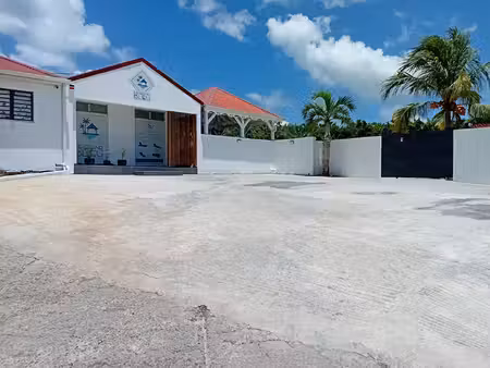 local commercial le diamant