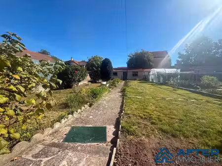 maison 5 pièces semi-individuelle 90 m²