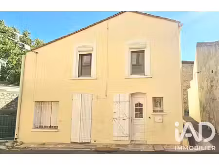 maison à canet (11200)