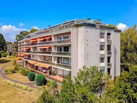 appartement spacieux dans un cadre verdoyant