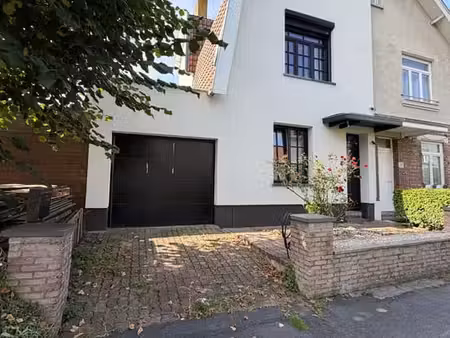 maison 3 façades 4ch meuble – grand jardin