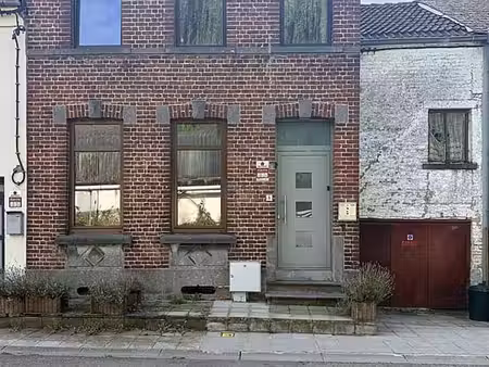 maison 3 façades avec annexe et jardin !