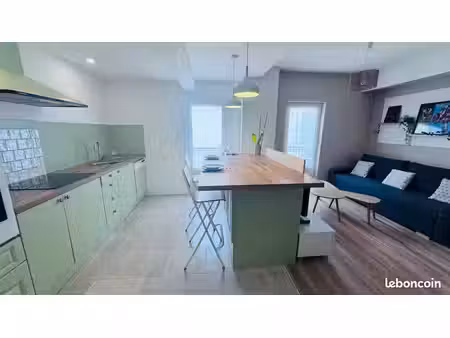 appartement 3 pièces  56m2  dernier étage- climatisation