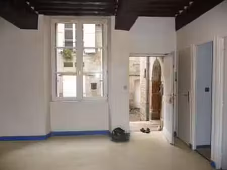 location appartement 2 pièces à caen (14000) : à louer 2 pièces / 44m² caen