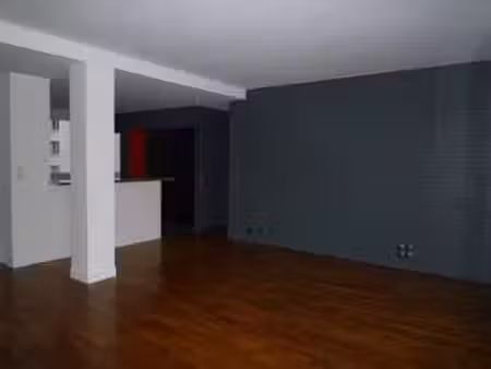 location appartement 2 pièces à caen (14000) : à louer 2 pièces / 76m² caen