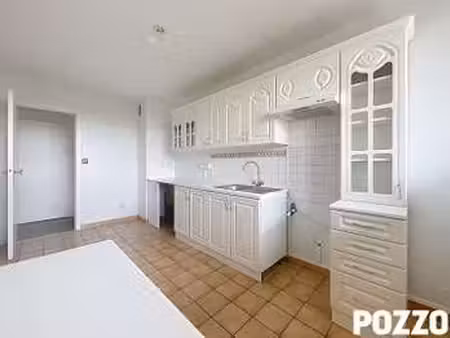 location appartement 3 pièces à caen chemin vert (14000) : à louer 3 pièces / 83m² caen ch