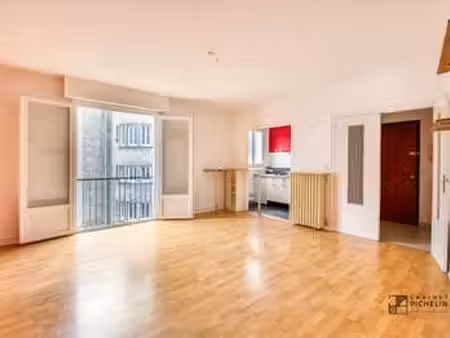 location appartement 2 pièces à nantes centre ville (44000) : à louer 2 pièces / 51m² nant