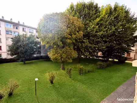 appartement 3 pièces 53 m²