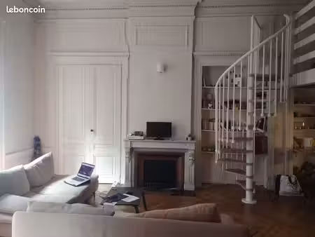location appartement non meublé terreaux