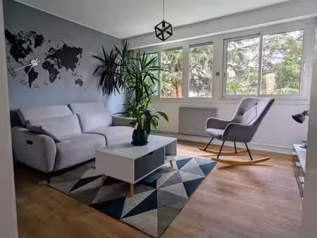 t3 meublé – billère – 60 m² – 2 chambres