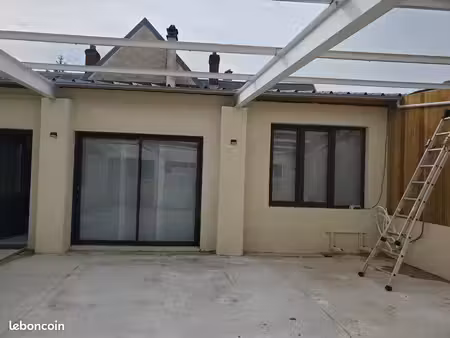 appartement type loft de 93m² avec terrasse