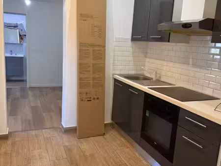 f2 meublé 33 m² – montreuil