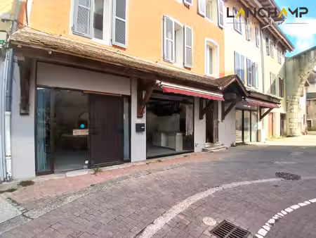 local commercial au coeur de seyssel