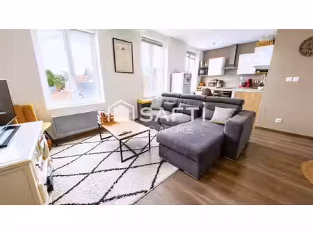 appartement t2 de 50 m² – centre d'aubigny-en-artois – parking privé