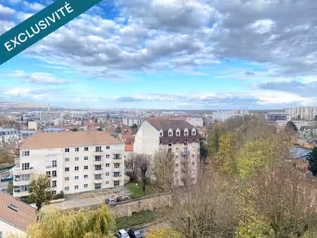 studio loué  5 36 % brut  balcon et parking