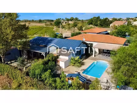 villa récente avec chalet indépendant  piscine et grand parking