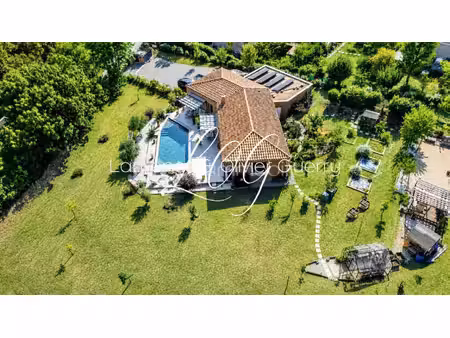 superbe villa contemporaine de 140 m² de plain pied - terrain de 4450 m² arboré et paysagé