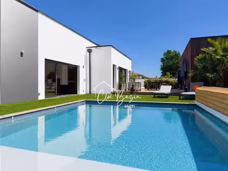 villa d'exception de 280m²-prestations haut de gamme