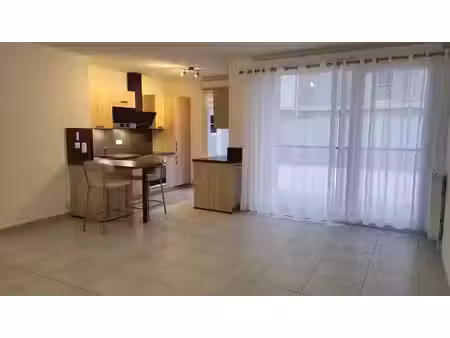 location appartement 4 pièces 85.15 m² à saint-fargeau-ponthierry (77310)  1 279 €