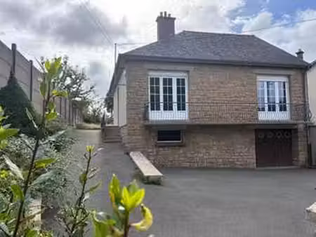 vente maison à fougères (35300) : à vendre / 71m² fougères