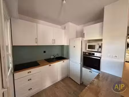 location appartement 3 pièces meublé à cholet (49300) : à louer 3 pièces meublé / 55m² cho