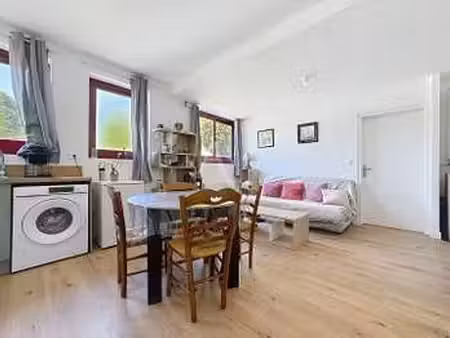 location appartement 2 pièces à ernée (53500) : à louer 2 pièces / 40m² ernée