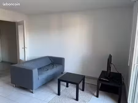 t2 à louer la louvière