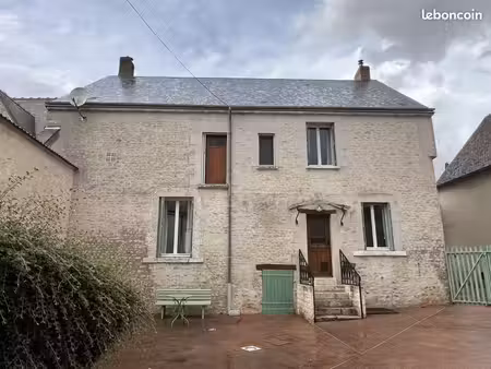 maison 6 pièces 165 m²