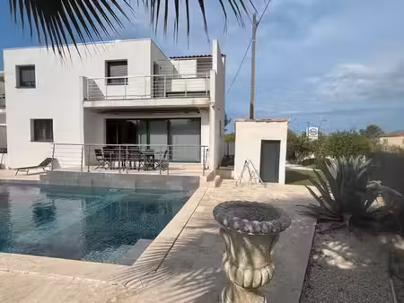 maison avec piscine t4 meublée